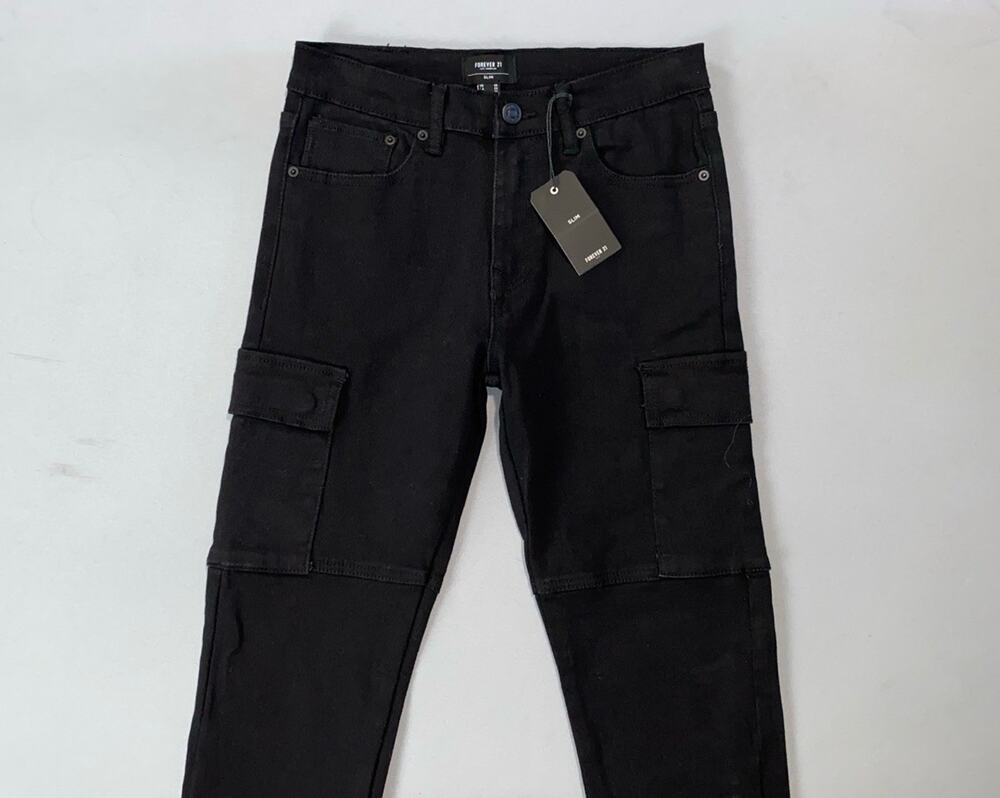 Forever 21 Men's Zip Cuff Slim Fit Stretch Denim Cargo Jeans. Black, 29X33. NWT!